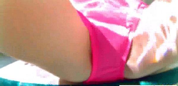  (vanessa x) On Cam Insert Crazy Things In Her Holes clip-30